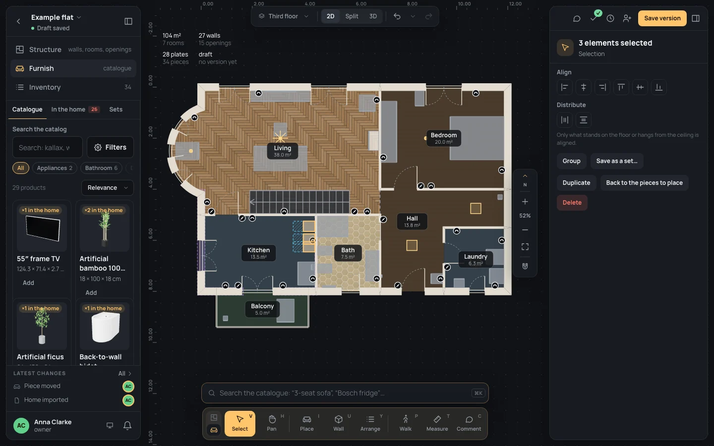 The kitchen's three tall cabinets selected, the middle one 10 cm out of step; the inspector with Align, Distribute, Group, Save as a set…, Duplicate, Back to the pieces to place, Delete